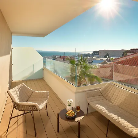 Mirari Boutique Hotel 4*