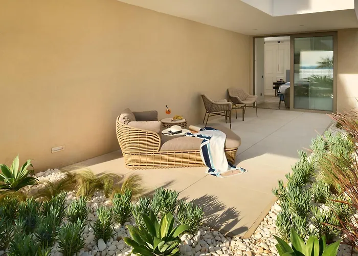 Mirari Boutique 4*