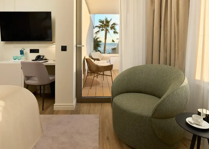 Mirari Boutique 4*