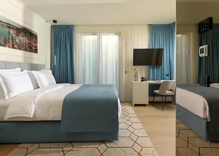 Hotell Mirari Boutique 4*